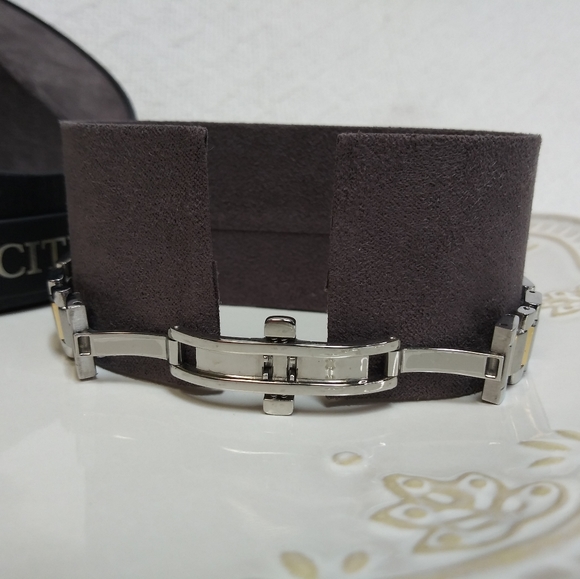 Citizen Eco-Drive Carine Diamond Watch - Picture 5 of 8